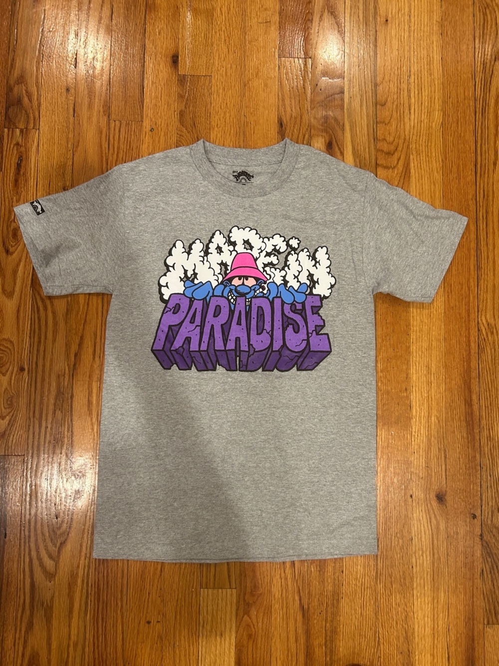 Made in Paradise Men’s Graphic Tee - Gray & Purple. NWOT. Size S
